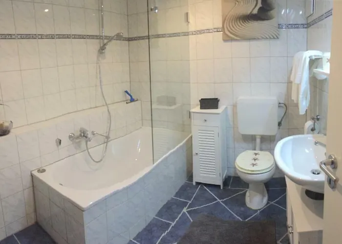 فيرينفونونغ كرامرغاسيه شقة