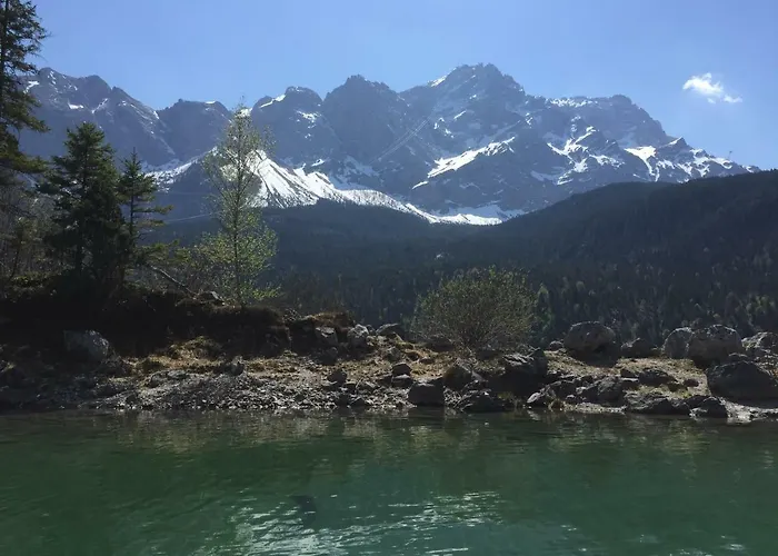 فيرينفونونغ كرامرغاسيه شقة *